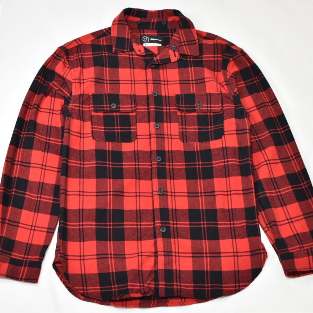 Beautiful classic woman long sleeve shirt